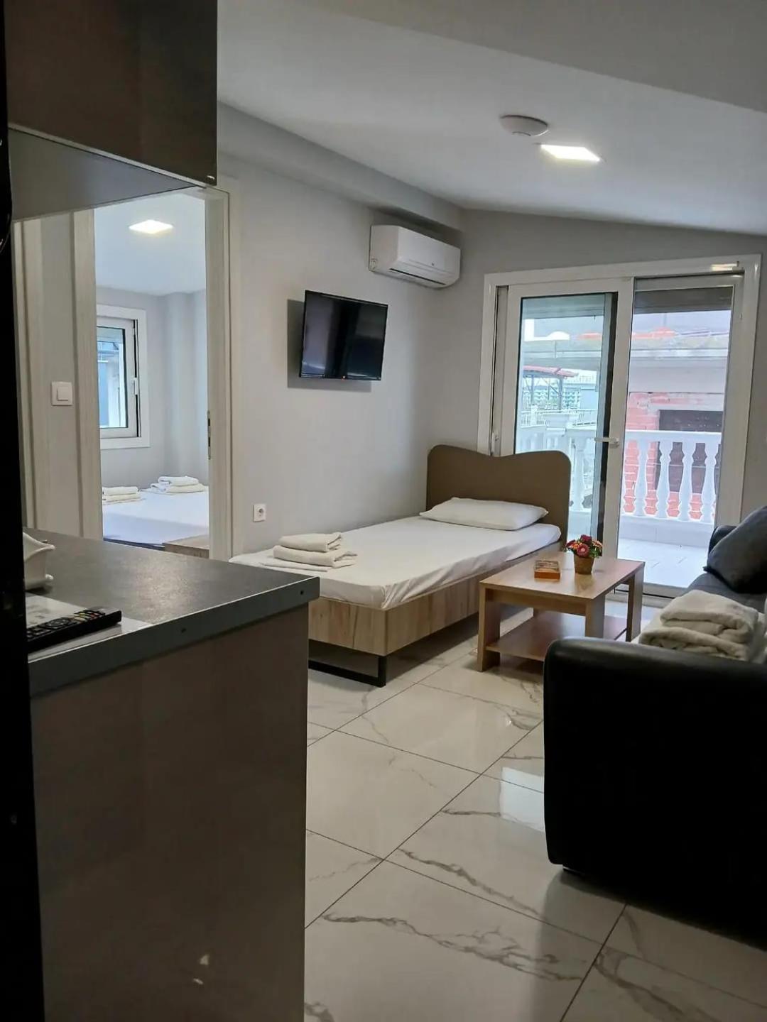 Apartmani Dedalus Paralía Екстериор снимка