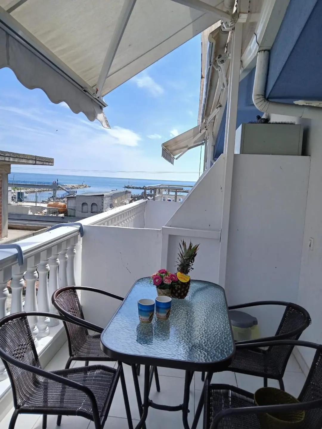 Apartmani Dedalus Paralía Екстериор снимка